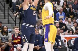 ng28-罗马发布备战花絮；国际比赛日队长鼓劲；NBA常规赛任务艰巨；数据趋势出现新变化的简单介绍-ng28